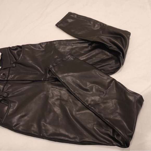 Abercrombie & Fitch vegan leather pants size 4/27 - Picture 9 of 10